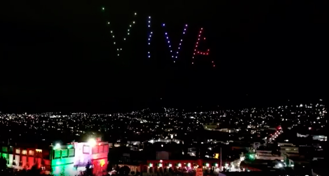 Con espectáculo de drones Hidalgo celebró el Grito de Independencia